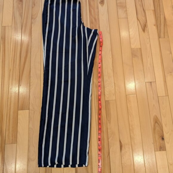 Striped Wide Leg Pants - Picture 4 of 4
